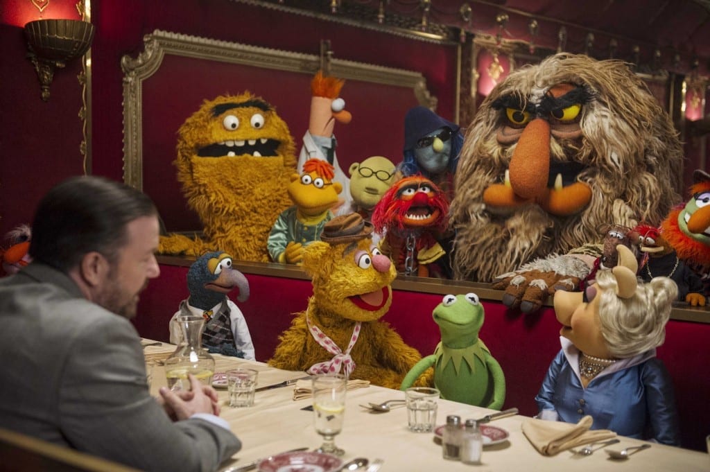 muppets-most-wanted-group-dominic-badguy-kermit-dinner