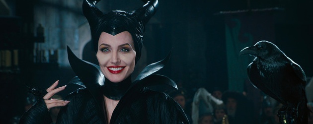 maleficent-angelina-jolie-review-image