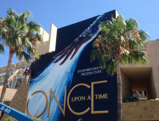 Once-Upon-a-Time-Teaser-Poster-Comic-Con
