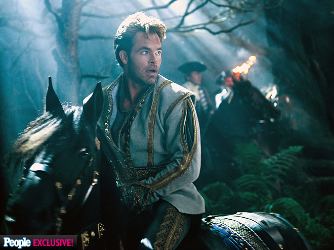 into-the-woods-still-prince-charming-chris-pine
