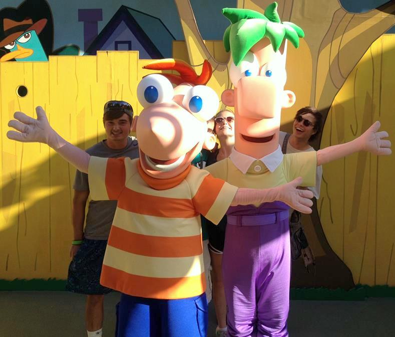 Phineas-and-Ferb-Disney-World