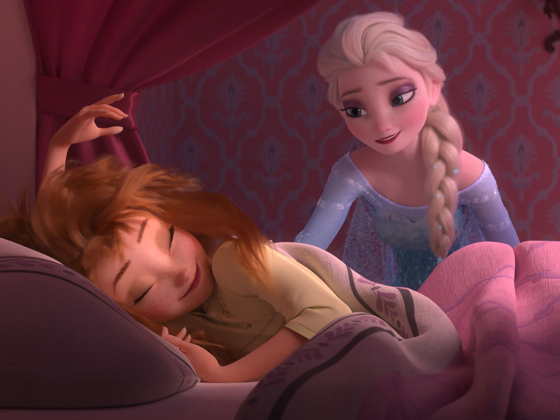 Frozen-Fever-Anna-Elsa-Still